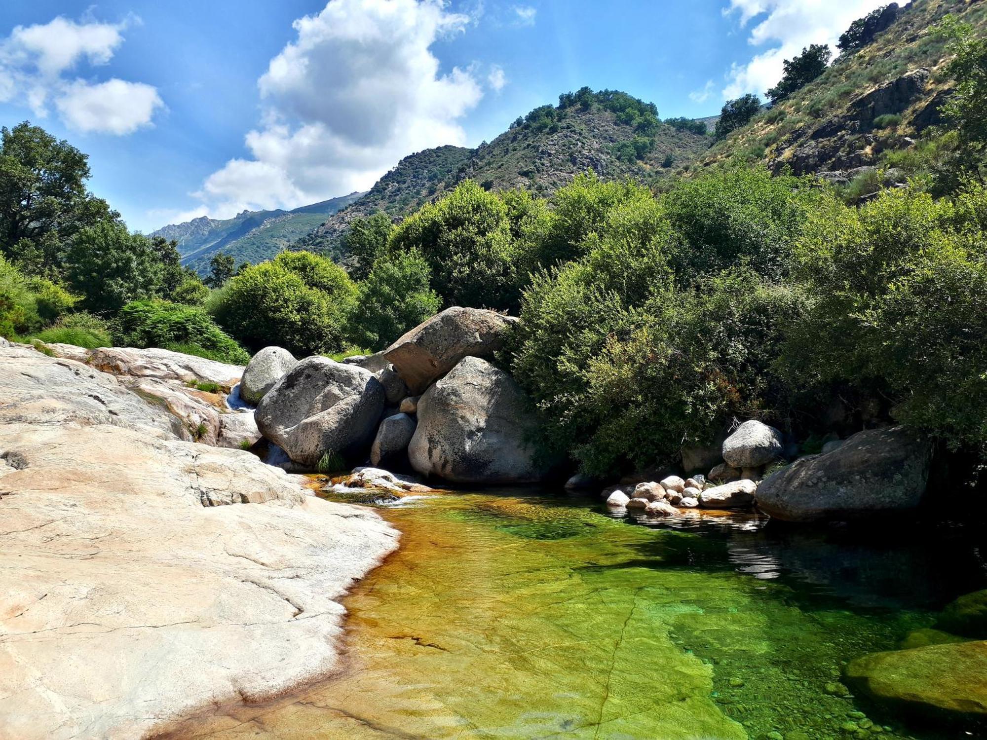 Apartamentos Rurales Entre Fuentes Cuacos De Yuste Bagian luar foto
