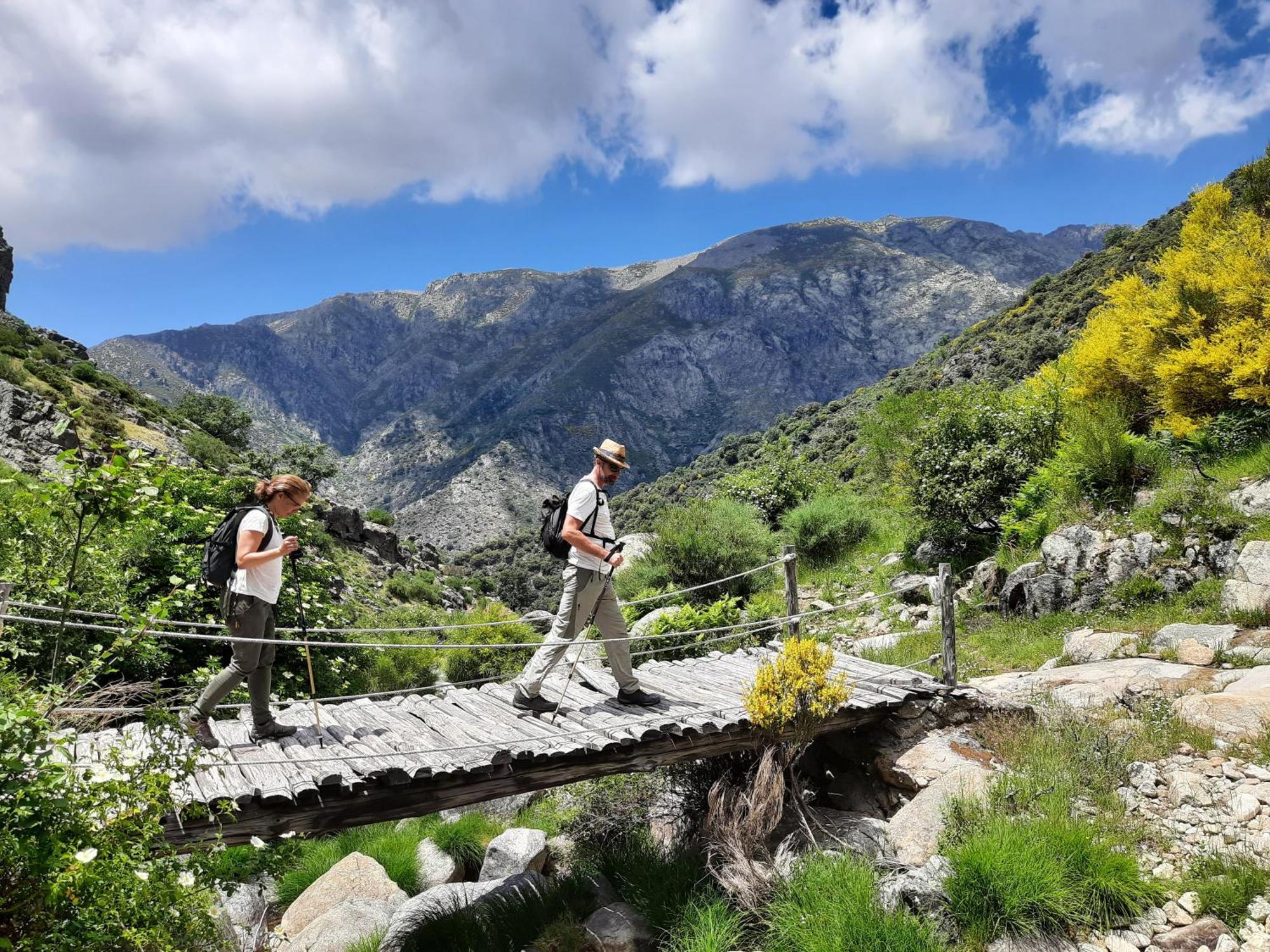 Apartamentos Rurales Entre Fuentes Cuacos De Yuste Bagian luar foto